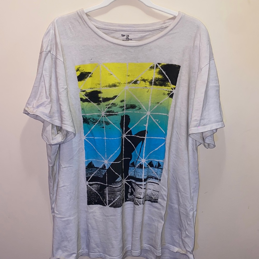 XL graphic tee